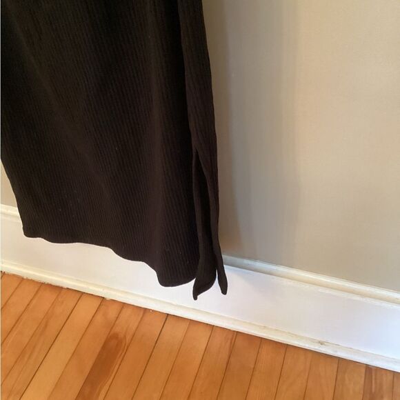 OLD NAVY SIZE XL BLACK RIB KNIT HALTER MIDI DRESS WITH SIDE SLITS - Picture 5 of 7